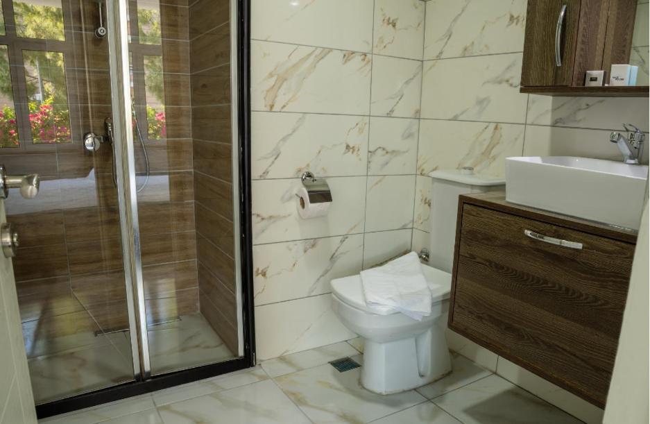 Serenity Lara Hotel Antalya Ngoại thất bức ảnh